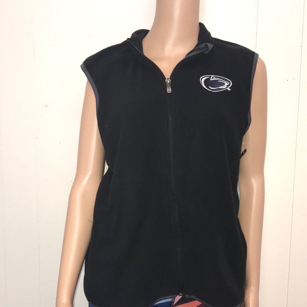 Boys Penn State vest size large